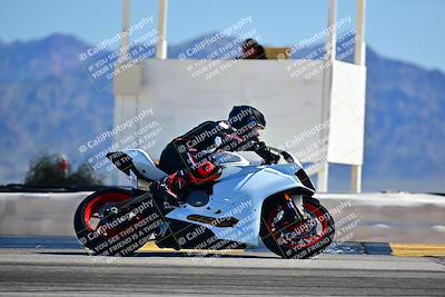 media/Mar-25-2024-Moto Forza (Mon) [[8d4319bd68]]/4-Novice Group/Session 2 (Turn 9 Side)/
